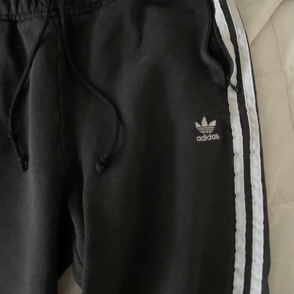 Adidas pants - Picture 2 of 2